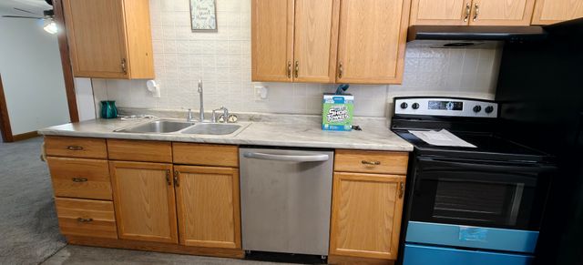 616 Daisyfield Road, Rockford, IL 61102