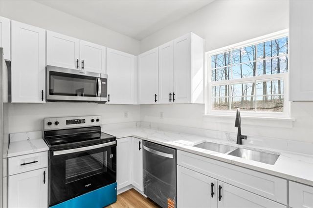 82 Cow Trail, Tunnel Hill, GA 30755