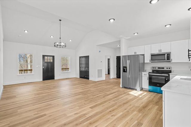 82 Cow Trail, Tunnel Hill, GA 30755