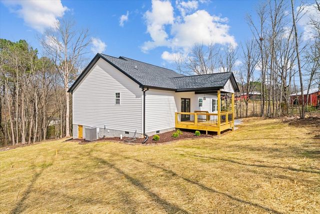 82 Cow Trail, Tunnel Hill, GA 30755