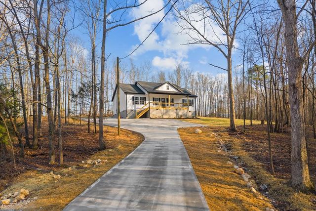 82 Cow Trail, Tunnel Hill, GA 30755