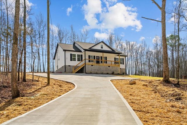 82 Cow Trail, Tunnel Hill, GA 30755