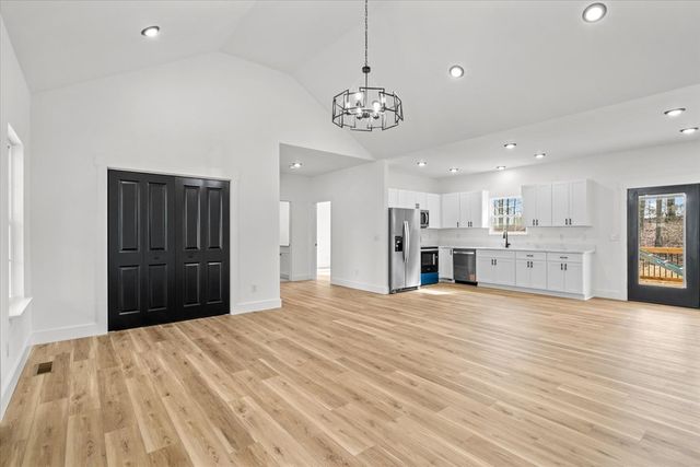 82 Cow Trail, Tunnel Hill, GA 30755