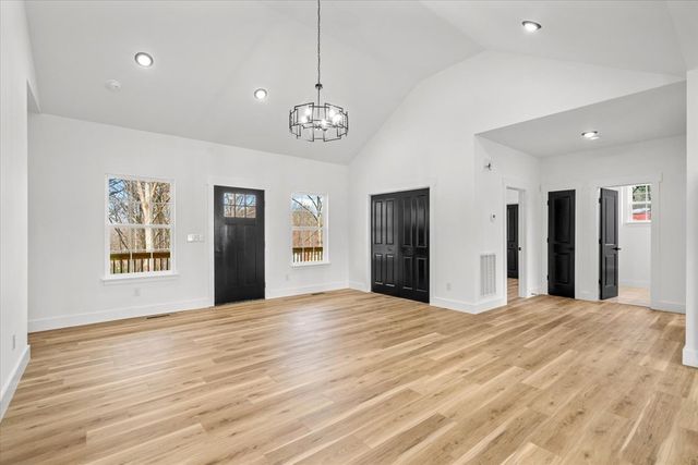 82 Cow Trail, Tunnel Hill, GA 30755