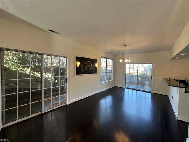 528 Furman CT, Virginia Beach, VA 23462