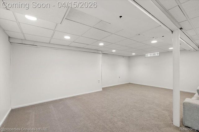 18851 Devonshire Street, Beverly Hills Village, MI 48025