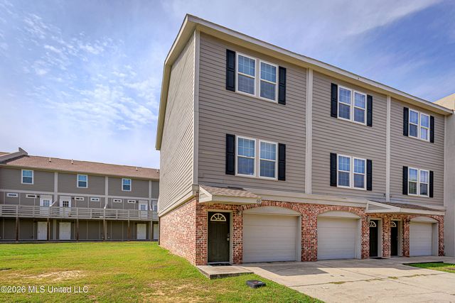 611 Peach Street, 611, D'iberville, MS 39540