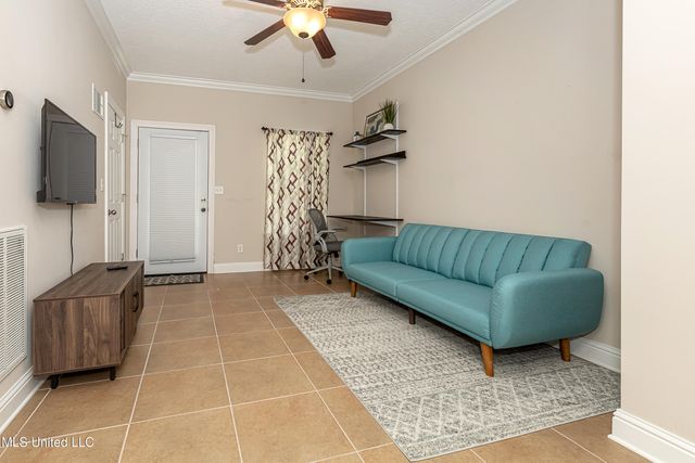 611 Peach Street, 611, D'iberville, MS 39540