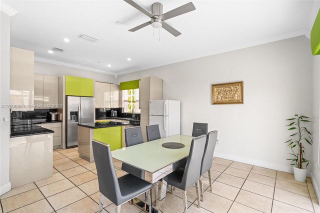 8914 NW 168th St, Miami Lakes, FL 33018