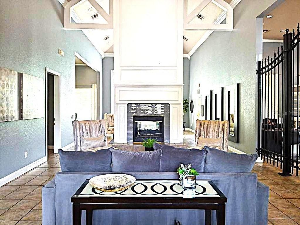 Image 35 of property listing at 13304 SANCTUARY COVE DRIVE 303, Temple Terrace, FL 33637