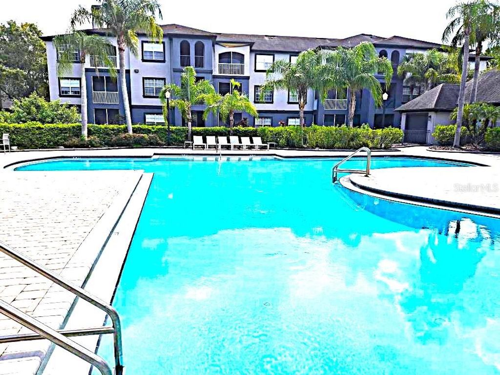 Image 47 of property listing at 13304 SANCTUARY COVE DRIVE 303, Temple Terrace, FL 33637