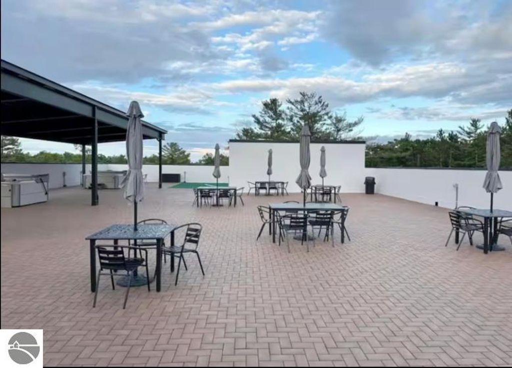 Image 14 of property listing at 1825 E Eighth Street # 104, Traverse City, MI 49686