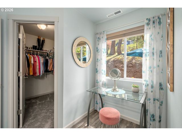 6189 FOREST RIDGE Dr, Springfield, OR 97478