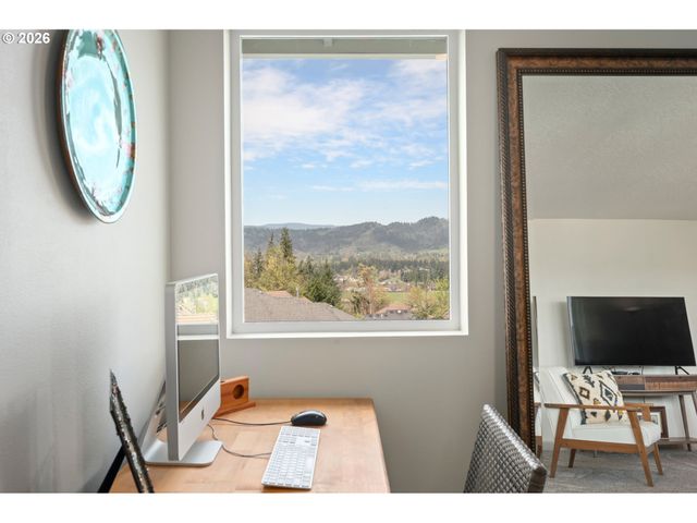 6189 FOREST RIDGE Dr, Springfield, OR 97478