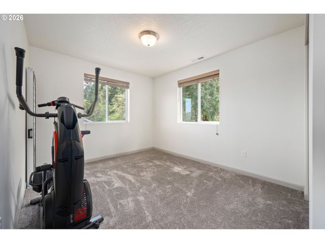 6189 FOREST RIDGE Dr, Springfield, OR 97478