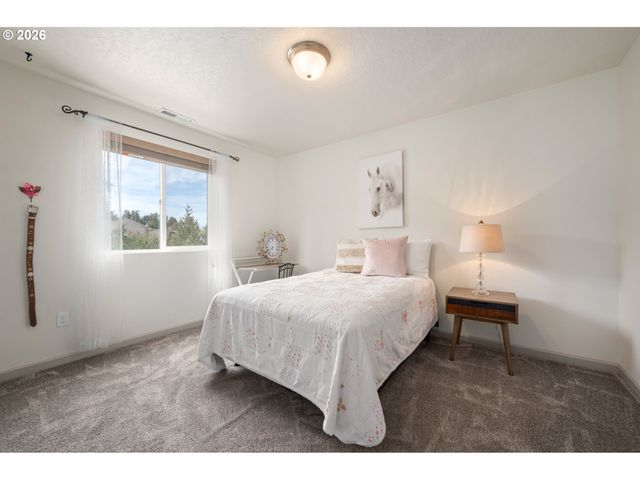 6189 FOREST RIDGE Dr, Springfield, OR 97478