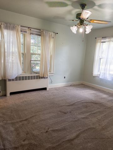 3542 Princeton CIR, Roanoke, VA 24012