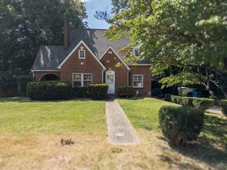 3542 Princeton CIR, Roanoke, VA 24012
