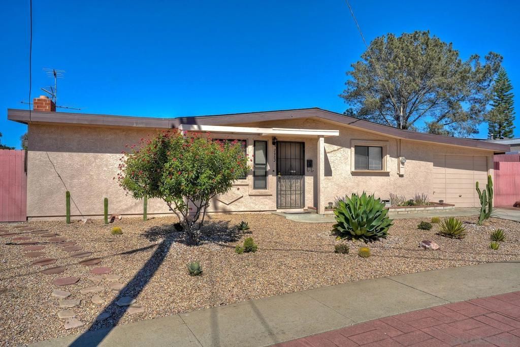 2982 Admiral Ave, San Diego, CA 92123 — photo 2