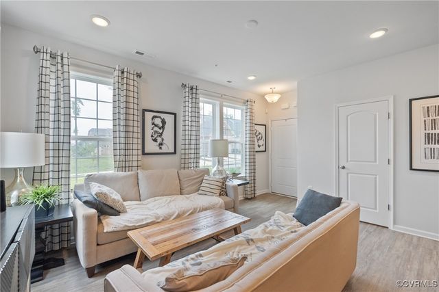 8034 Wistar Glen Dr Unit#A, Henrico, VA 23228
