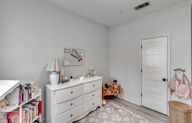 551 Cliffview Drive, Brandon, MS 39047