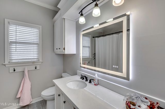 551 Cliffview Drive, Brandon, MS 39047