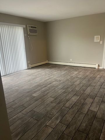 4809 W Engle Road 2B, Alsip, IL 60803