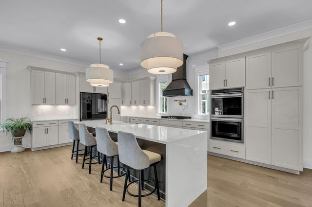 1068 Capersview Court, Awendaw, SC 29429