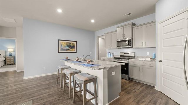 379 Bullock Pass, Jefferson, GA 30549