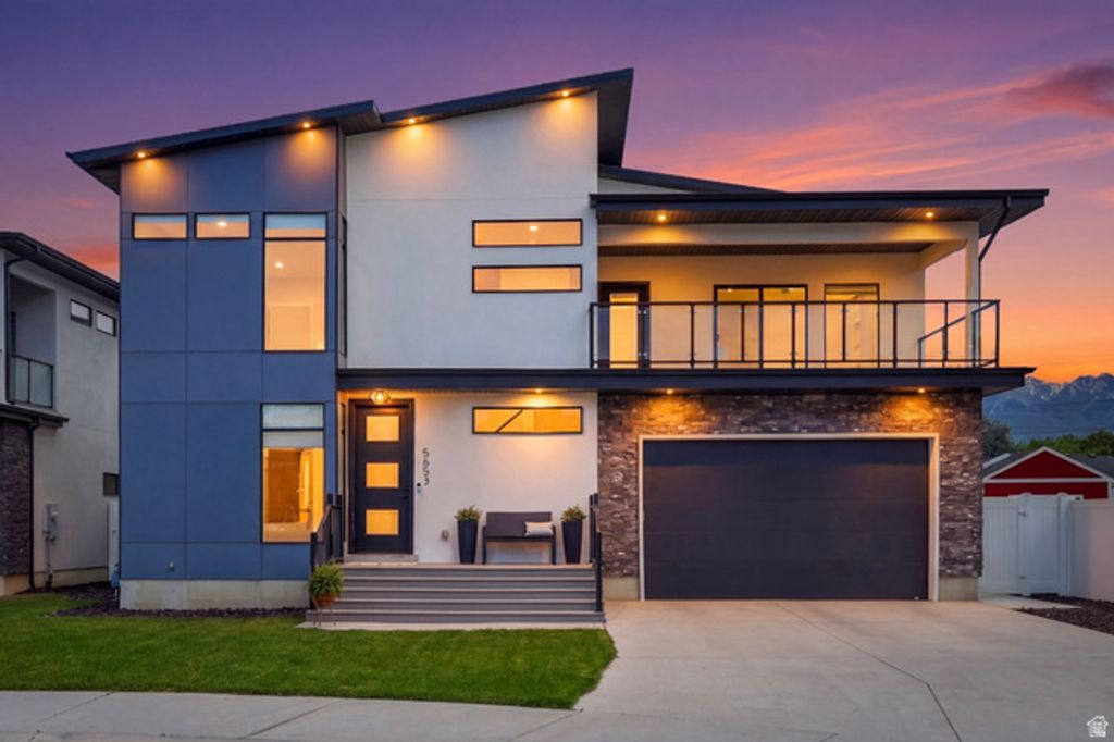 Image 1 of property listing at 5653 S BAMBURGH VIEW CIR, Murray, UT 84107