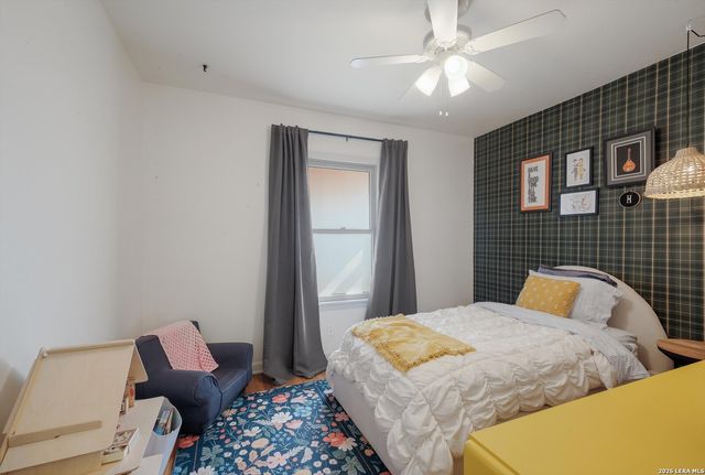 530 E Huisache Ave, San Antonio, TX 78212