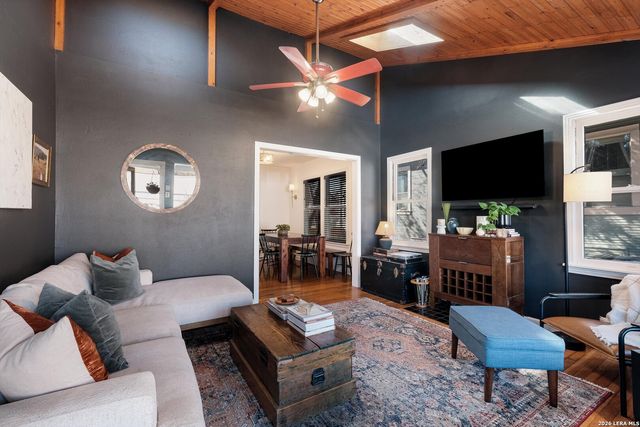 530 E Huisache Ave, San Antonio, TX 78212