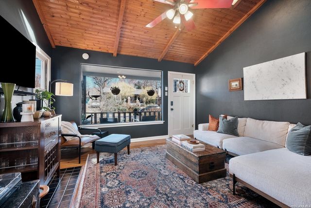 530 E Huisache Ave, San Antonio, TX 78212