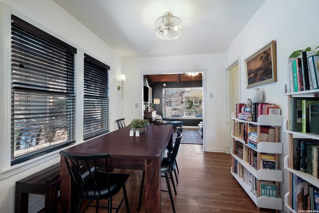 530 E Huisache Ave, San Antonio, TX 78212