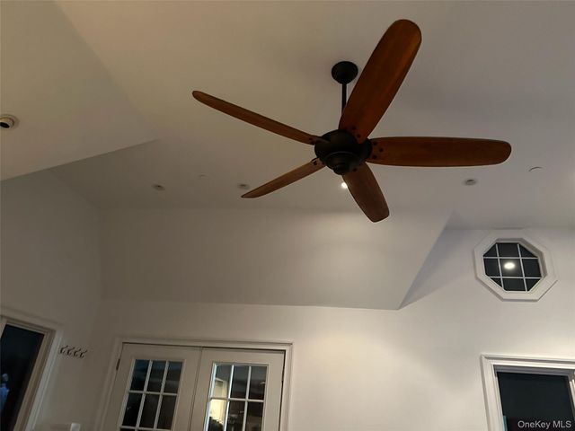 72 Kentucky Street, Long Beach, NY 11561