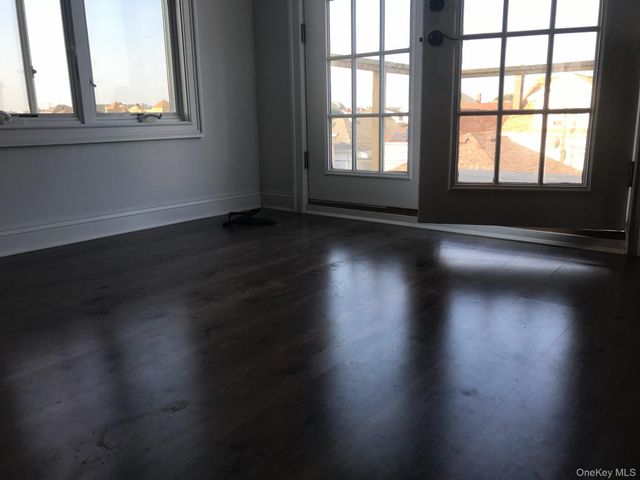 72 Kentucky Street, Long Beach, NY 11561