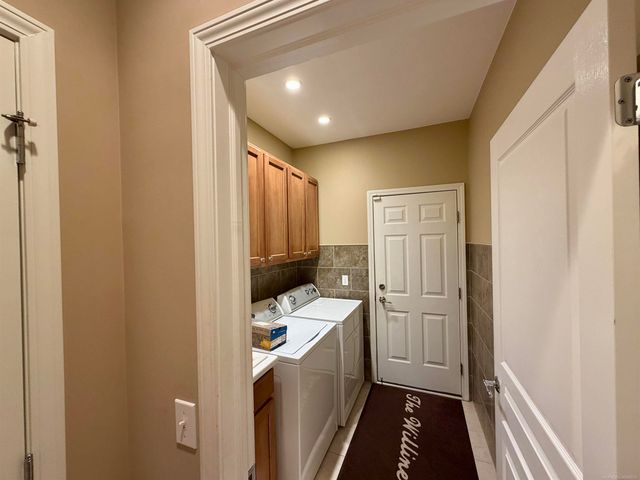 49626 Wayburn Drive, Macomb, MI 48042