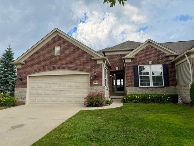 49626 Wayburn Drive, Macomb, MI 48042