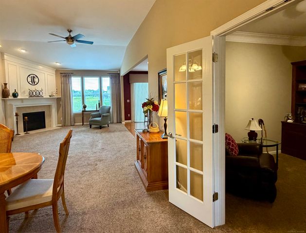 49626 Wayburn Drive, Macomb, MI 48042
