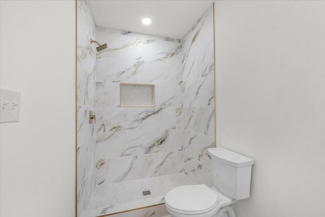 6415 Cinnamon Oaks Drive, Dallas, TX 75241