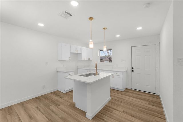 6415 Cinnamon Oaks Drive, Dallas, TX 75241