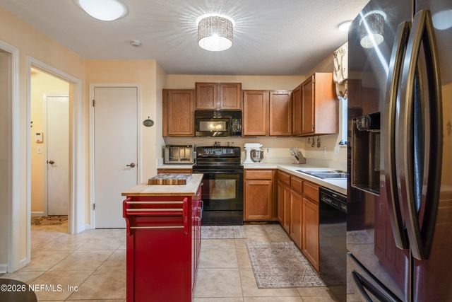 646 REMINGTON FOREST Drive, Jacksonville, FL 32259