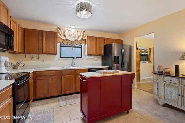 646 REMINGTON FOREST Drive, Jacksonville, FL 32259