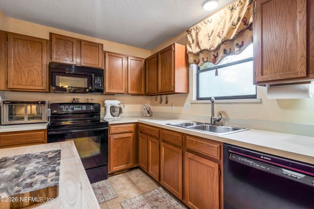 646 REMINGTON FOREST Drive, Jacksonville, FL 32259