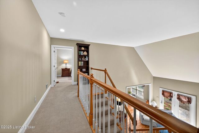 16606 Middle Hill Ct, Louisville, KY 40245