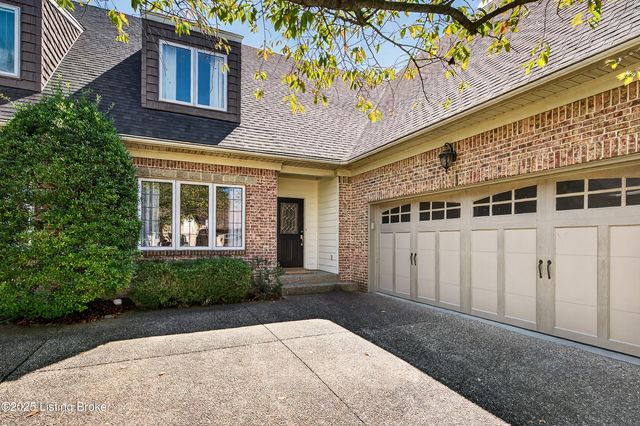 16606 Middle Hill Ct, Louisville, KY 40245