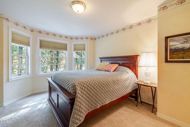 60287 Tall Pine Avenue, Bend, OR 97702