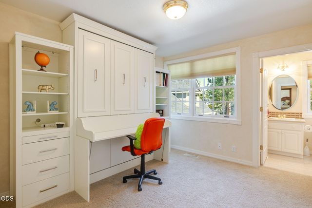 60287 Tall Pine Avenue, Bend, OR 97702
