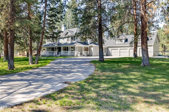 60287 Tall Pine Avenue, Bend, OR 97702