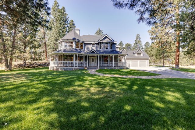 60287 Tall Pine Avenue, Bend, OR 97702